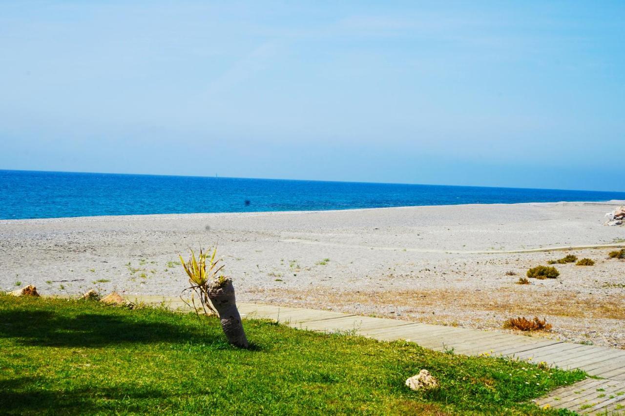 קלהונדה Tranquilidad Y Playa Para Toda La Familia מראה חיצוני תמונה